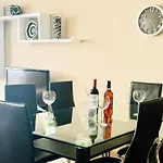 Gents Inn Luxury Apartments