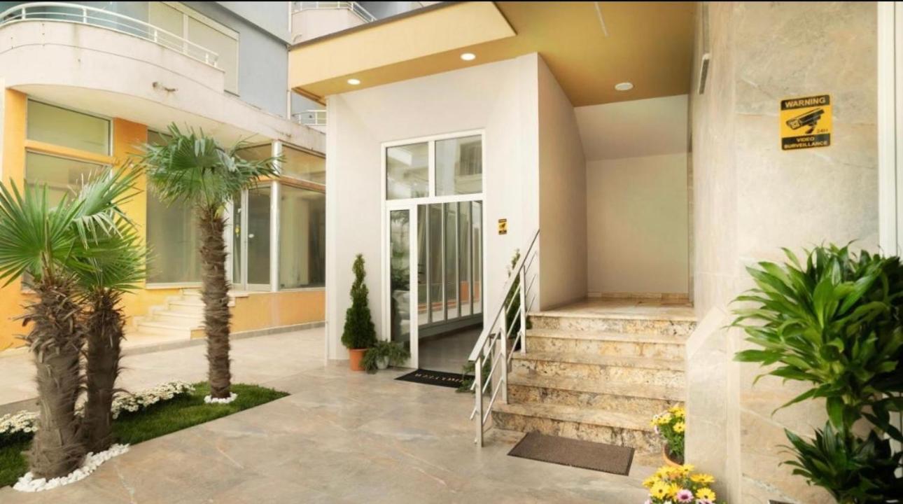 Gents Luxury Apartament *