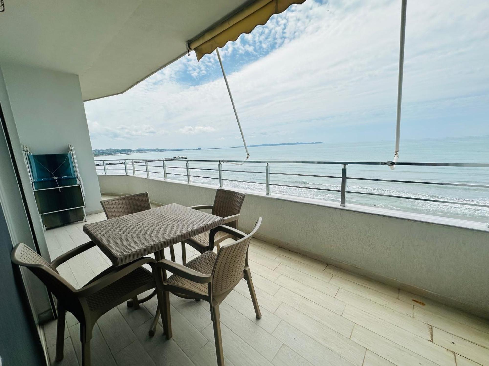 Gents Luxury Apartament